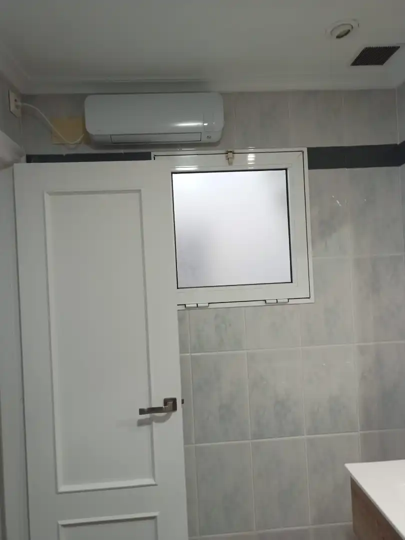 Bathroom of Flat for rent in Elche / Elx  with Terrace and Furnished