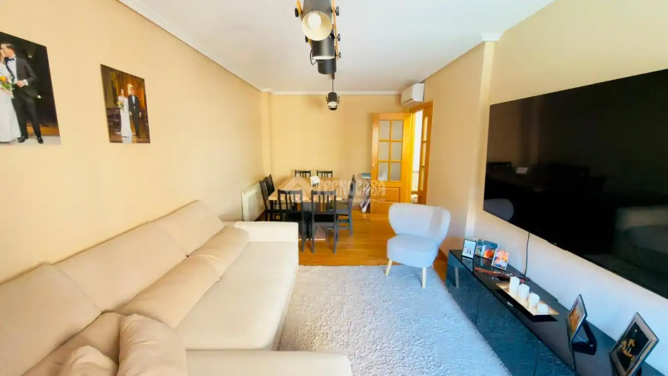 Sala de estar de Piso en venta en Seseña con Calefacción y Balcón