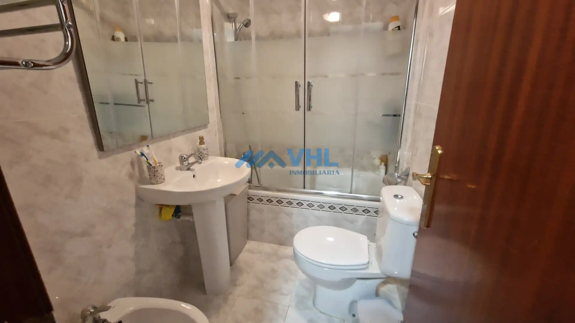 Flat for rent in Calle Leonardo Rucabado, Centro