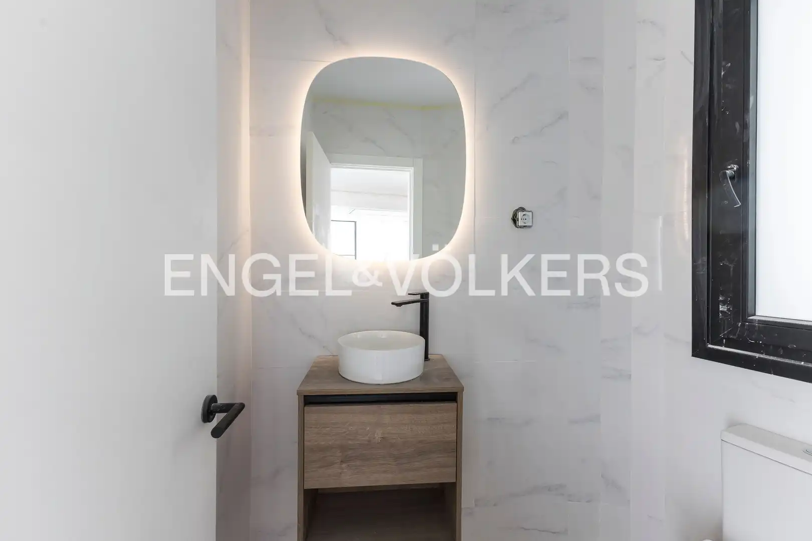 Bathroom of Houses for rent in Ciudalcampo  with Air Conditioner, Heating and Private garden