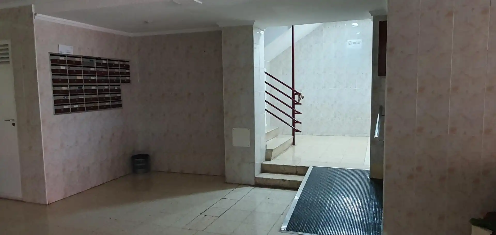 Habitación en Calle PRIMAVERA, Carolinas Altas