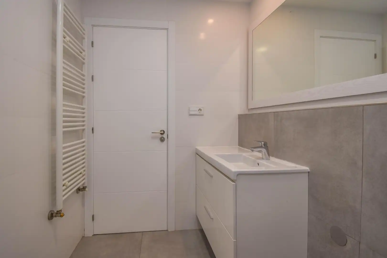 Bany de Àtic de lloguer en Cambre  amb Calefacció, Parquet i Terrassa