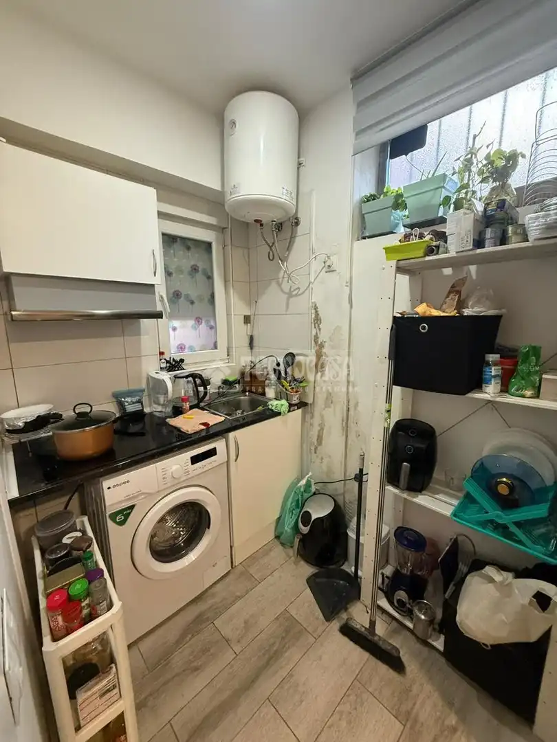 Cuina de Local en venda en Madrid amb Calefacció