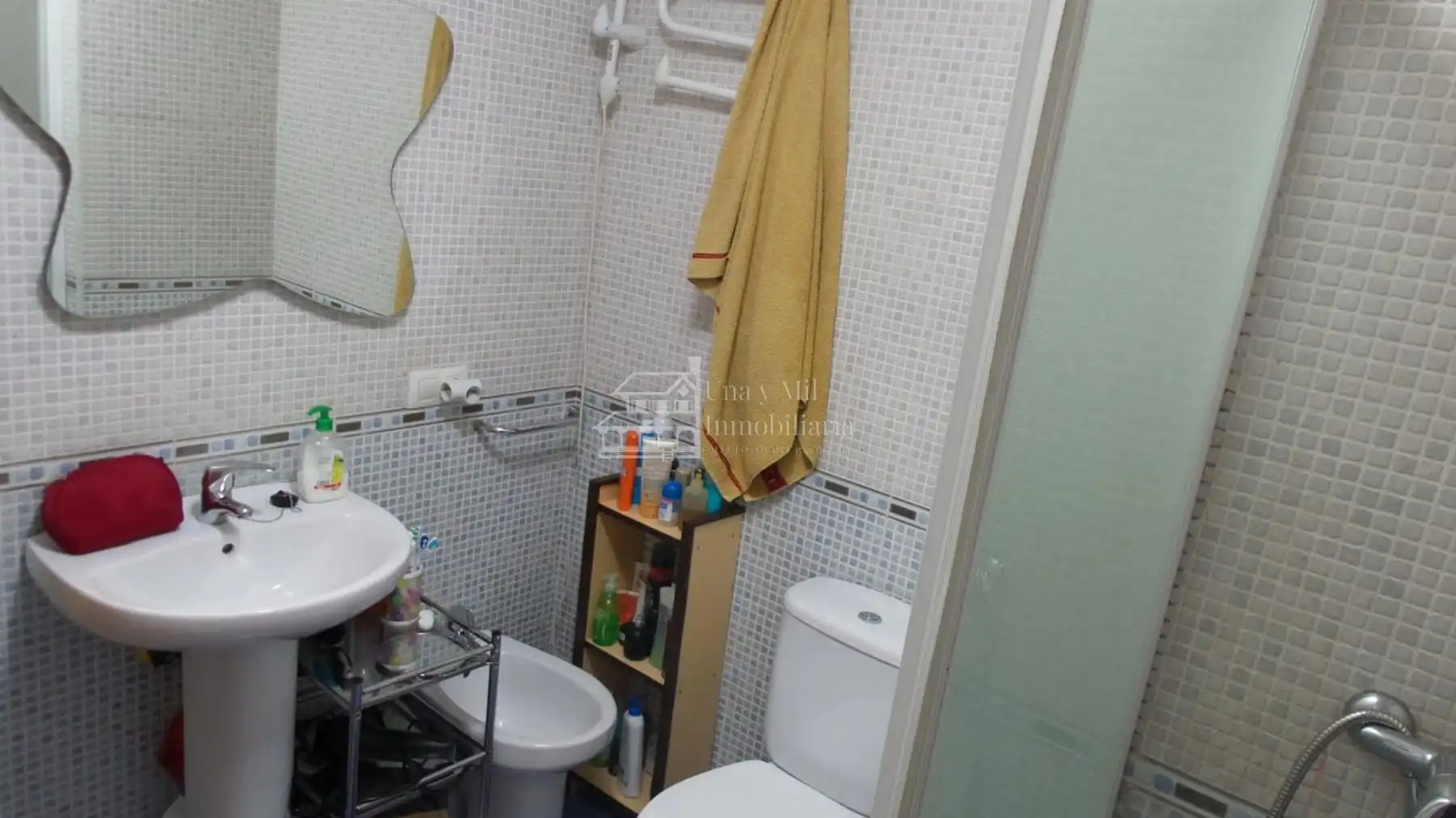Bany de Apartament en venda en Salamanca amb Calefacció i Balcó