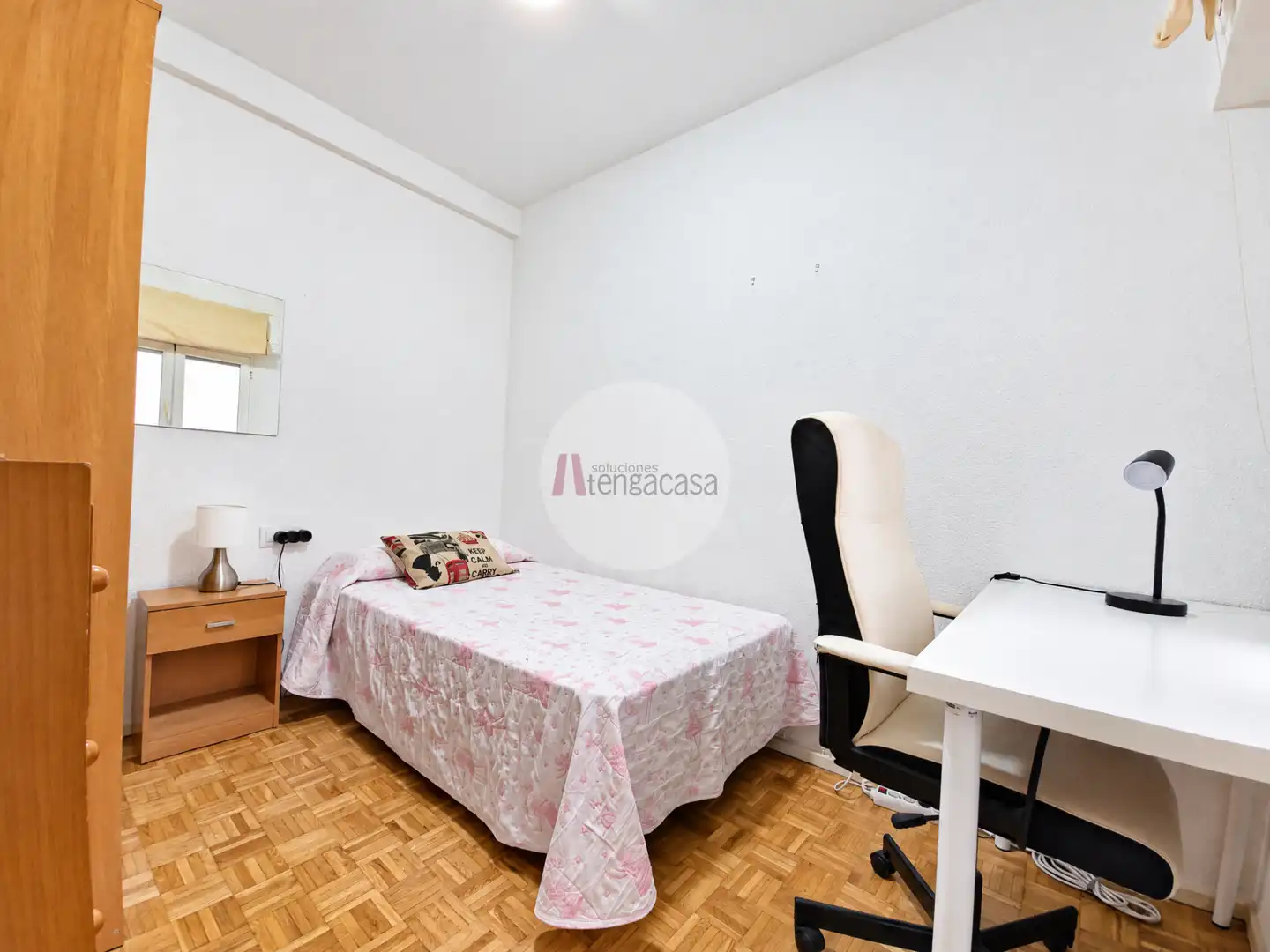 Schlafzimmer von Wohnung zur Miete in Barrio de Salamanca