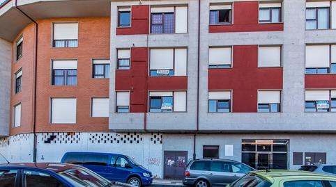 Foto 2 de Pis en venda a Cl Mastin Leones, Armunia, León