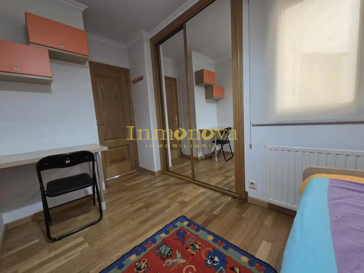 Schlafzimmer von Dachboden zur Miete in Salvaterra de Miño mit Heizung, Terrasse und Abstellraum