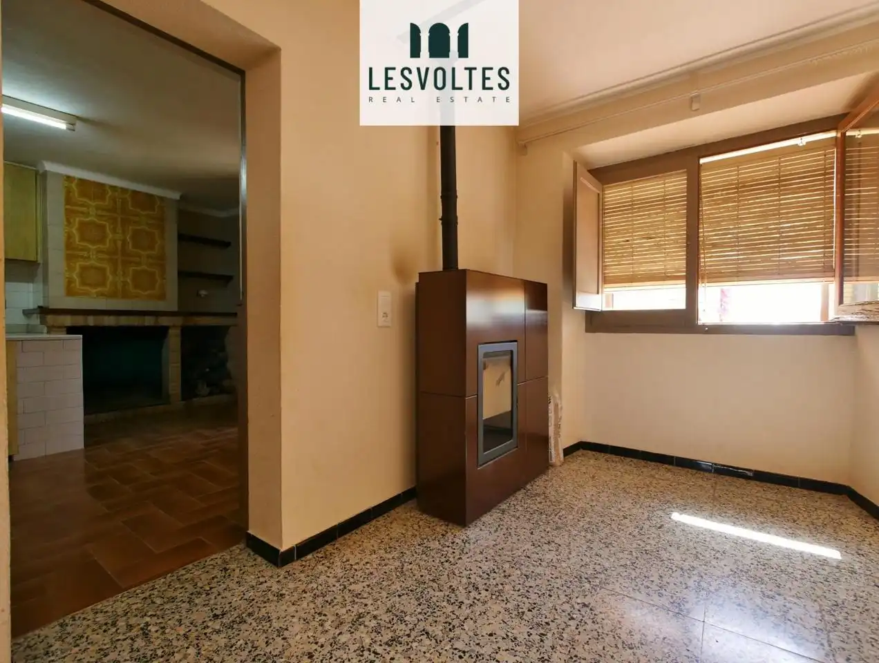 Sala d'estar de Casa o xalet en venda en Ultramort amb Jardí privat, Terrassa i Internet