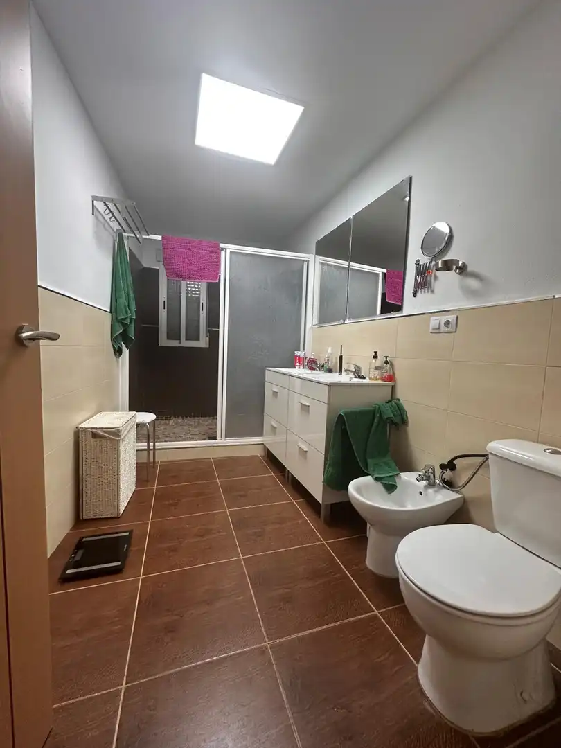 Bathroom of Houses for sale in Jaén  with Air Conditioner, Heating and Private garden