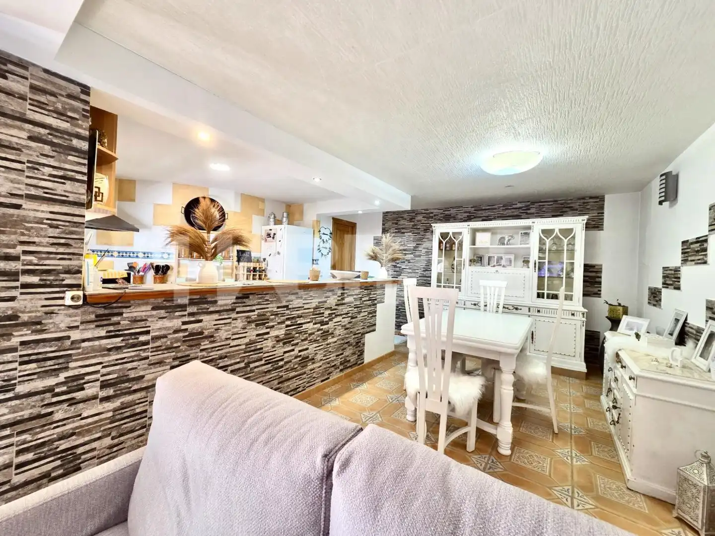 Kitchen of Houses for sale in Alborache  with Terrace, Storage room and Swimming Pool