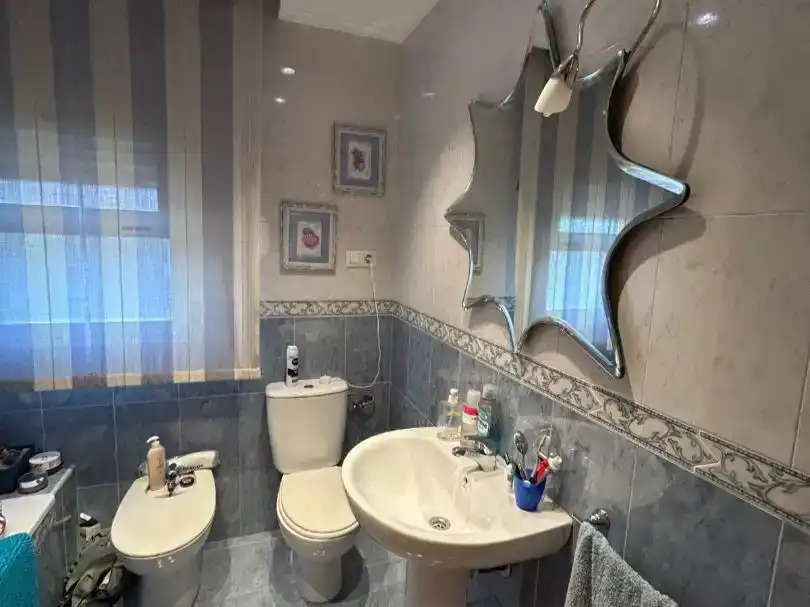 Bathroom of Flat for sale in El Arco