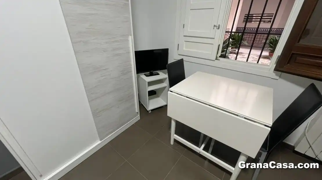 Comedor de Ático de alquiler en Granada con Aire acondicionado, Calefacción y Terraza