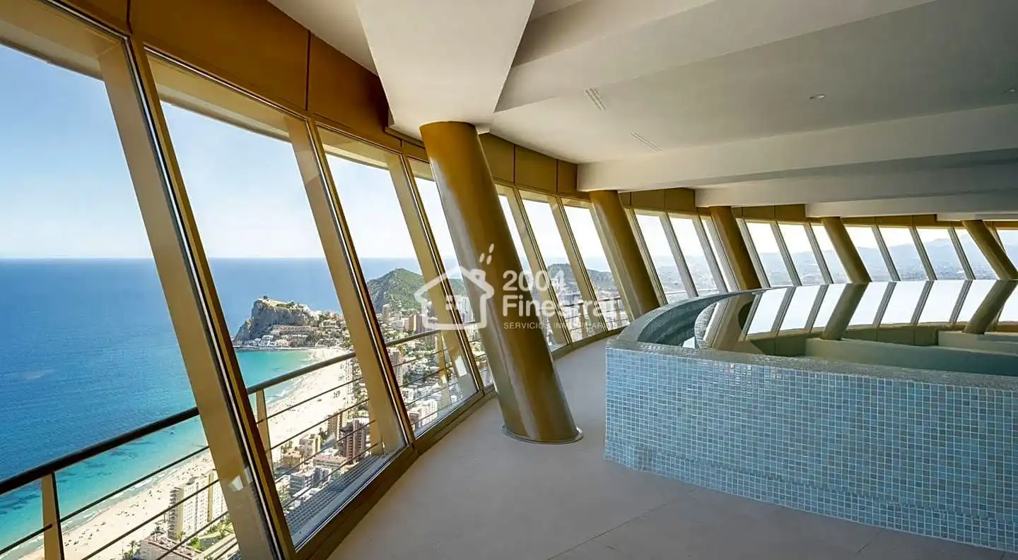 Wohnungen zum Verkauf in Benidorm mit Klimaanlage, Terrasse und Gemeinschaftspool