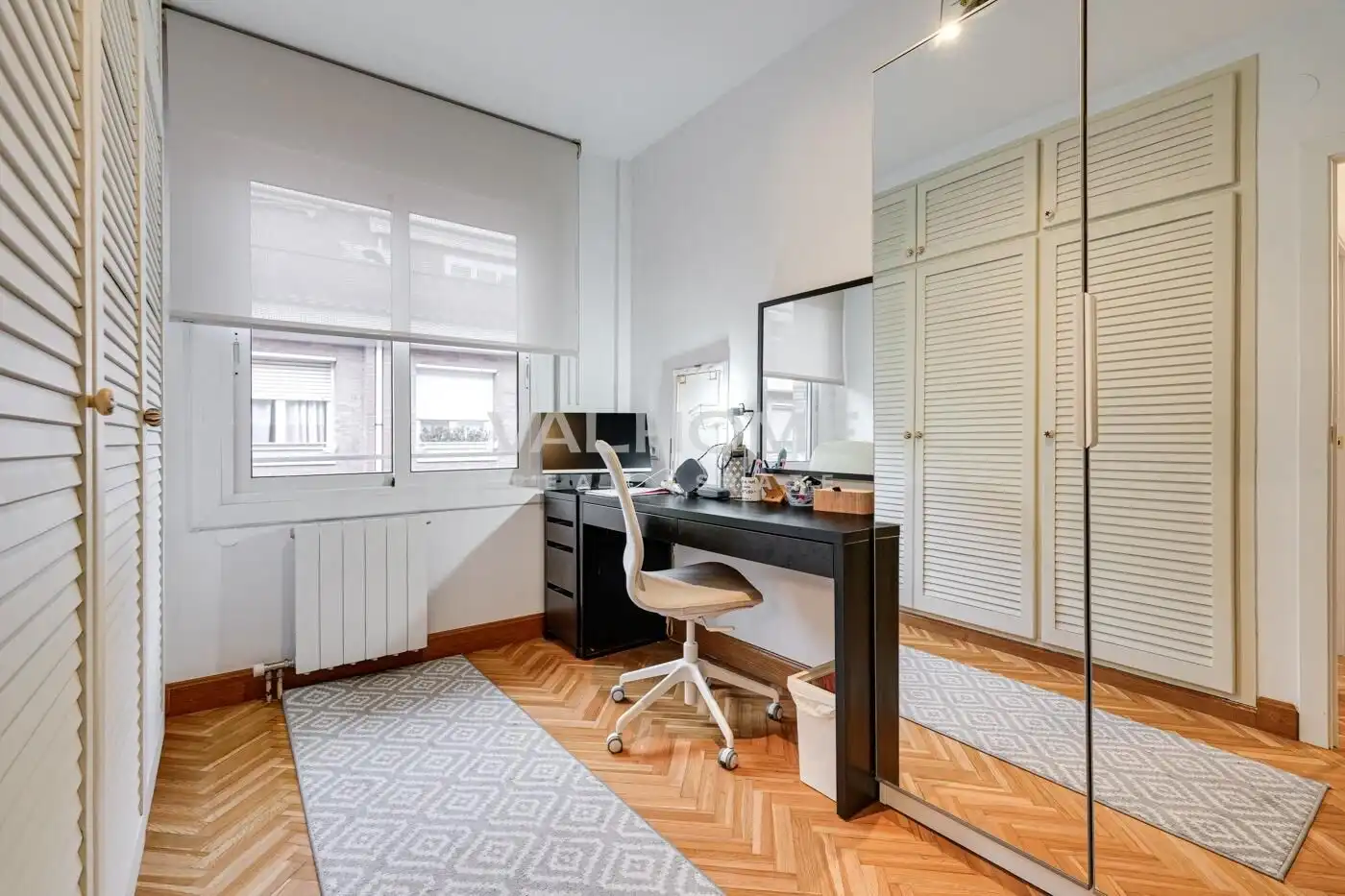 Schlafzimmer von Einfamilien-Reihenhaus zum Verkauf in Sant Cugat del Vallès mit Heizung, Privatgarten und Parkett