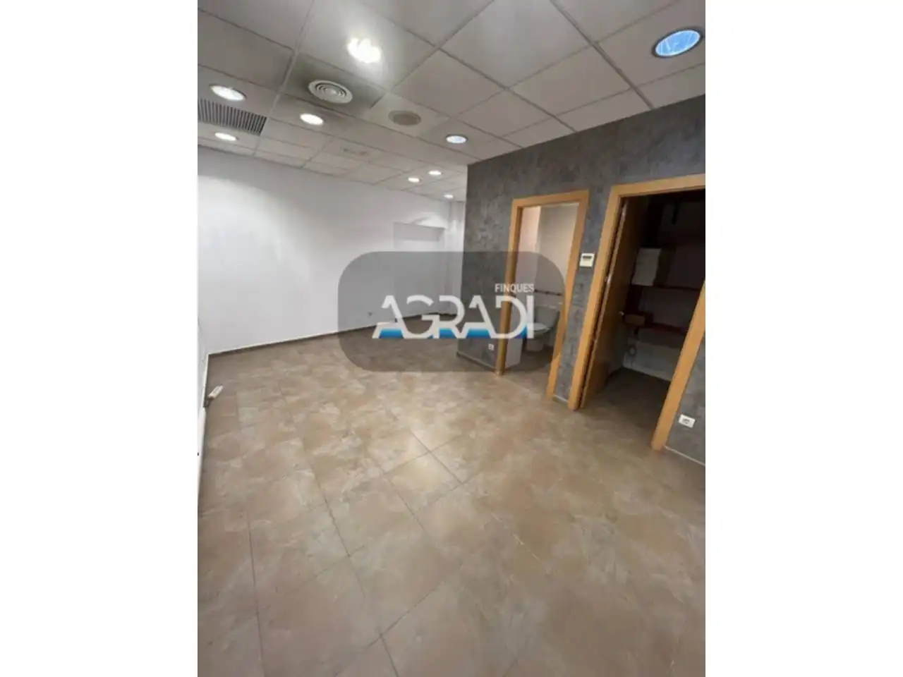 Local comercial en alquiler en Calle PERE MERCADER 49, imagen 5