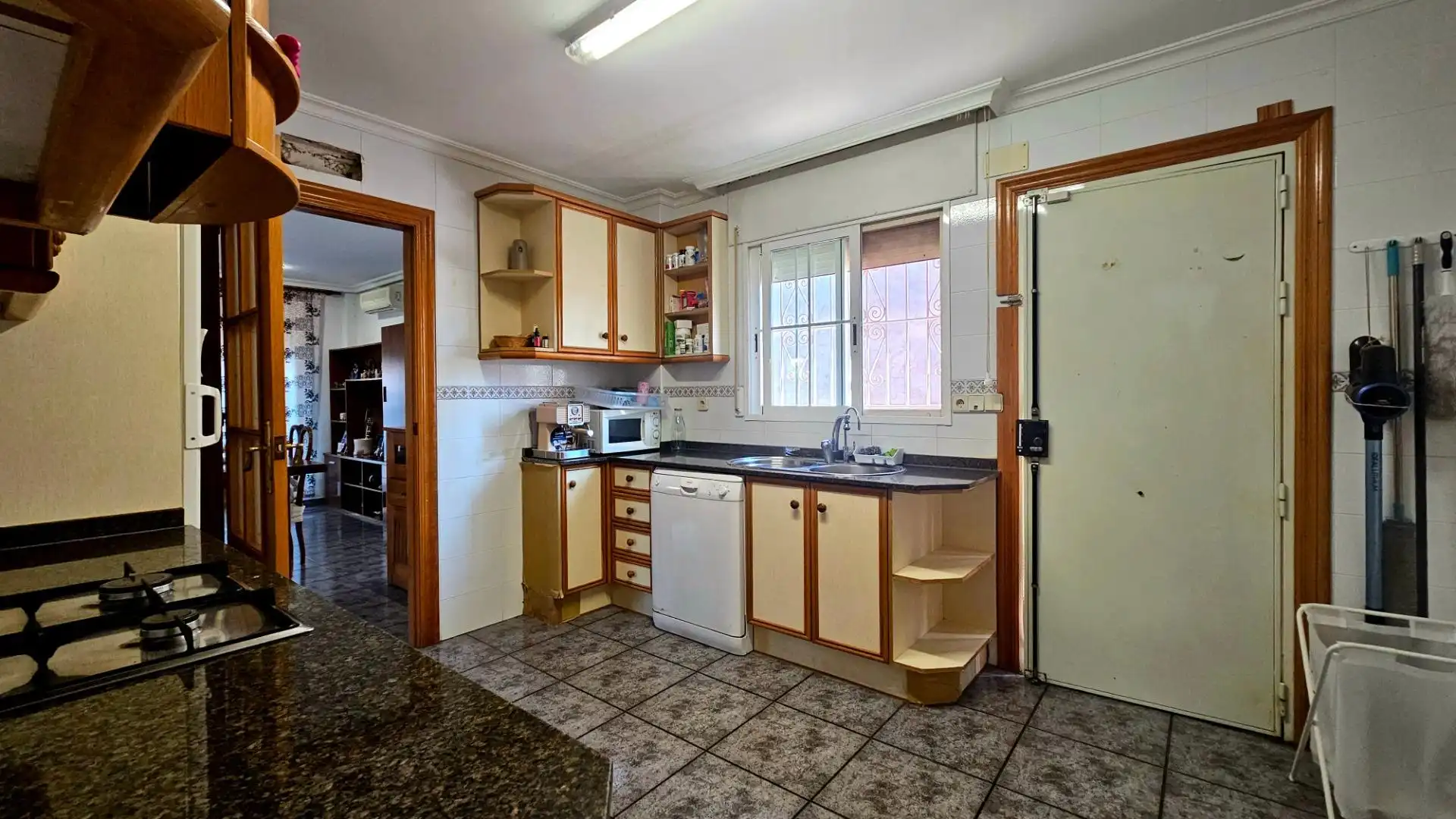 Cocina de Casa o chalet en venta en Cartagena con Aire acondicionado, Jardín privado y Piscina