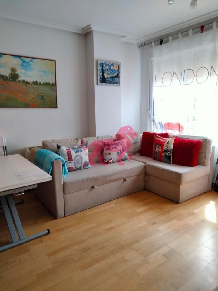 Living room of Apartment for sale in León Capital   with Heating, Parquet flooring and Storage room