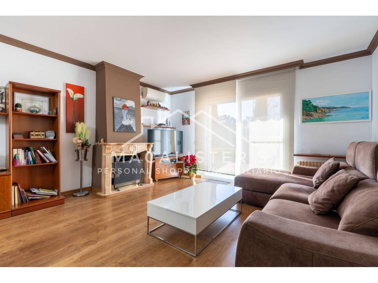 Sala d'estar de Casa adosada en venda en Premià de Mar amb Aire condicionat, Calefacció i Jardí privat