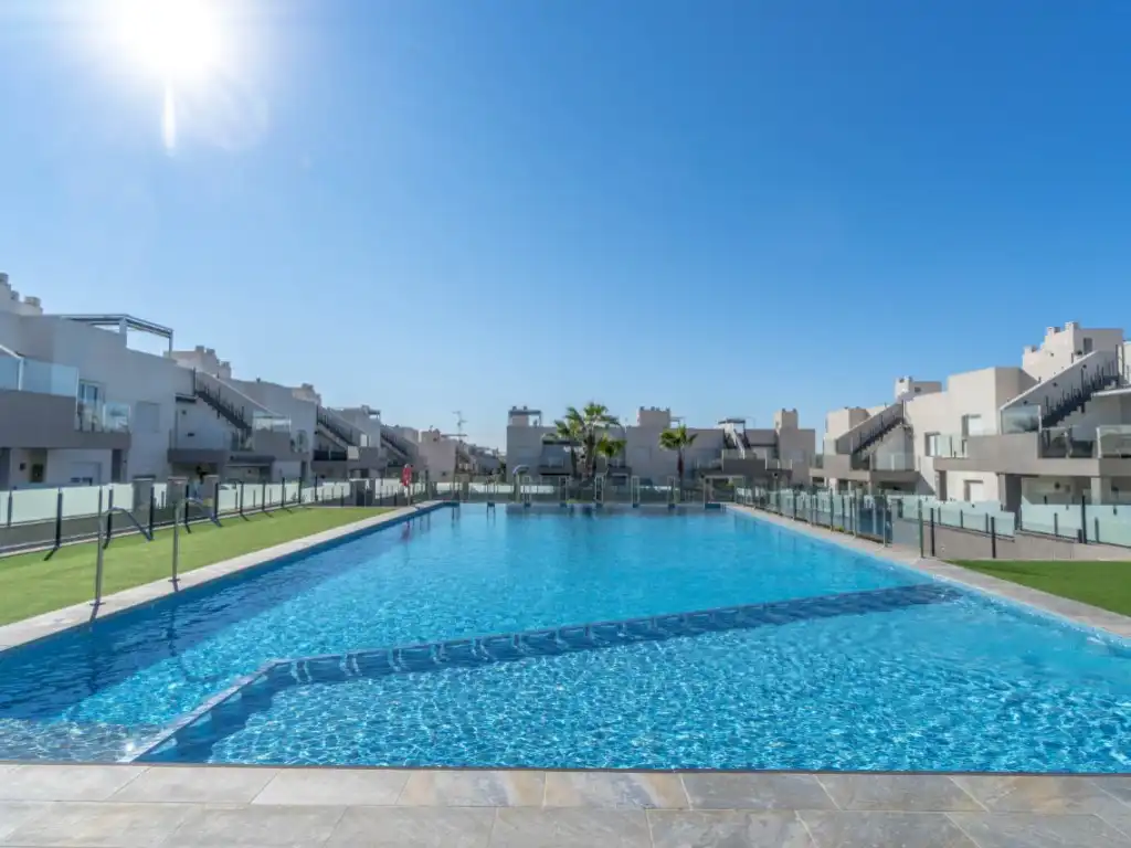 Apartamento con piscina en venta en Calle Gines Saura Sanchez, imagen 32
