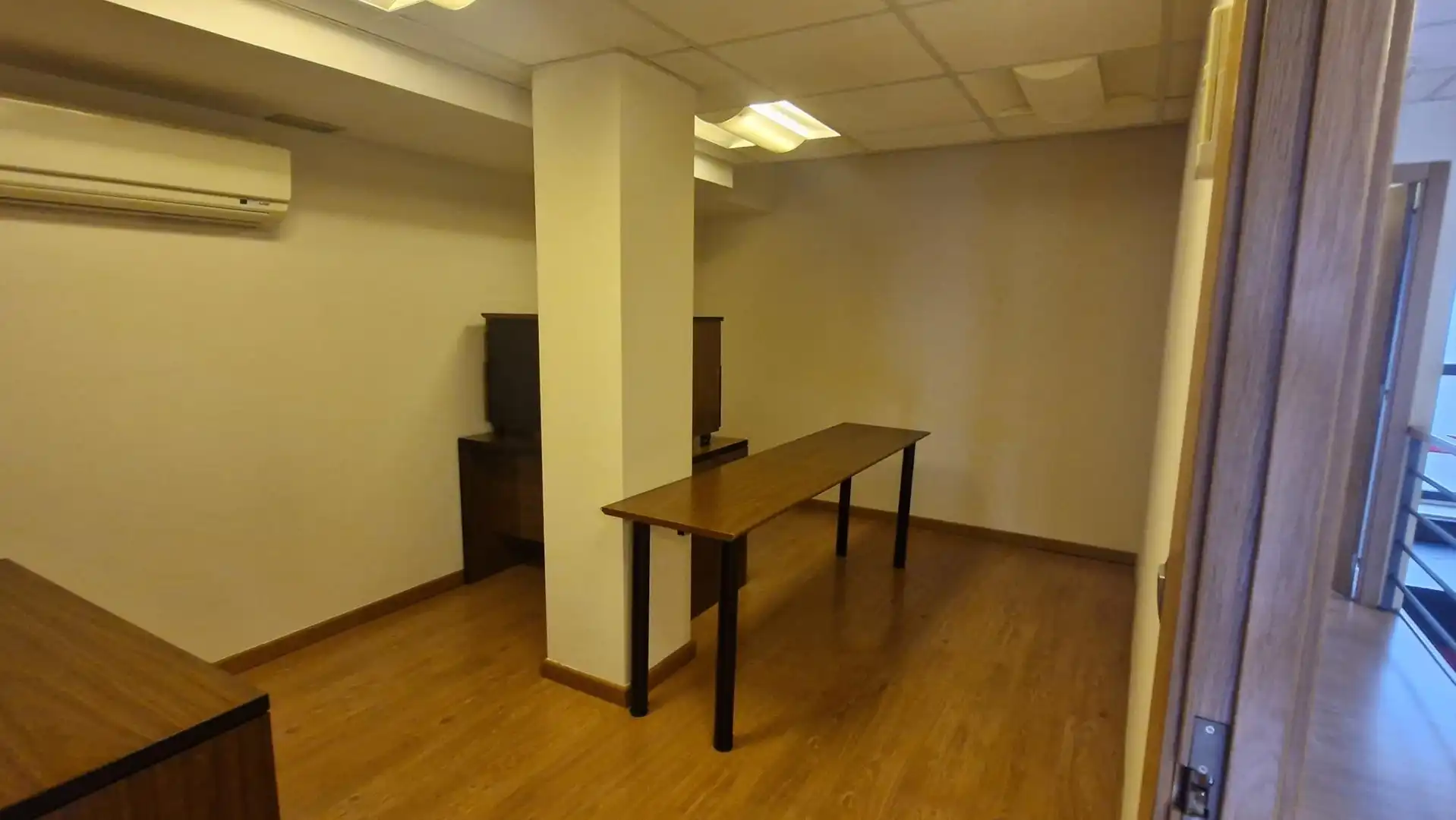 Büro zur Miete in Rúa Xosé Chao Rego 8, Santiago de Compostela, España, imagen 37