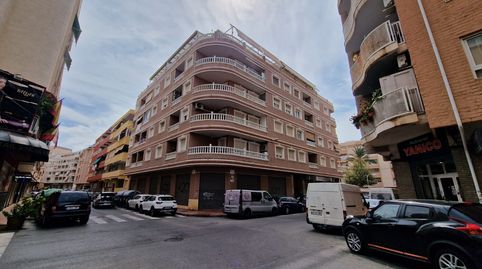 Foto 3 de Apartament en venda a Calle la Sal, 12, Avenida Habaneras - Curva de Palangre, Torrevieja