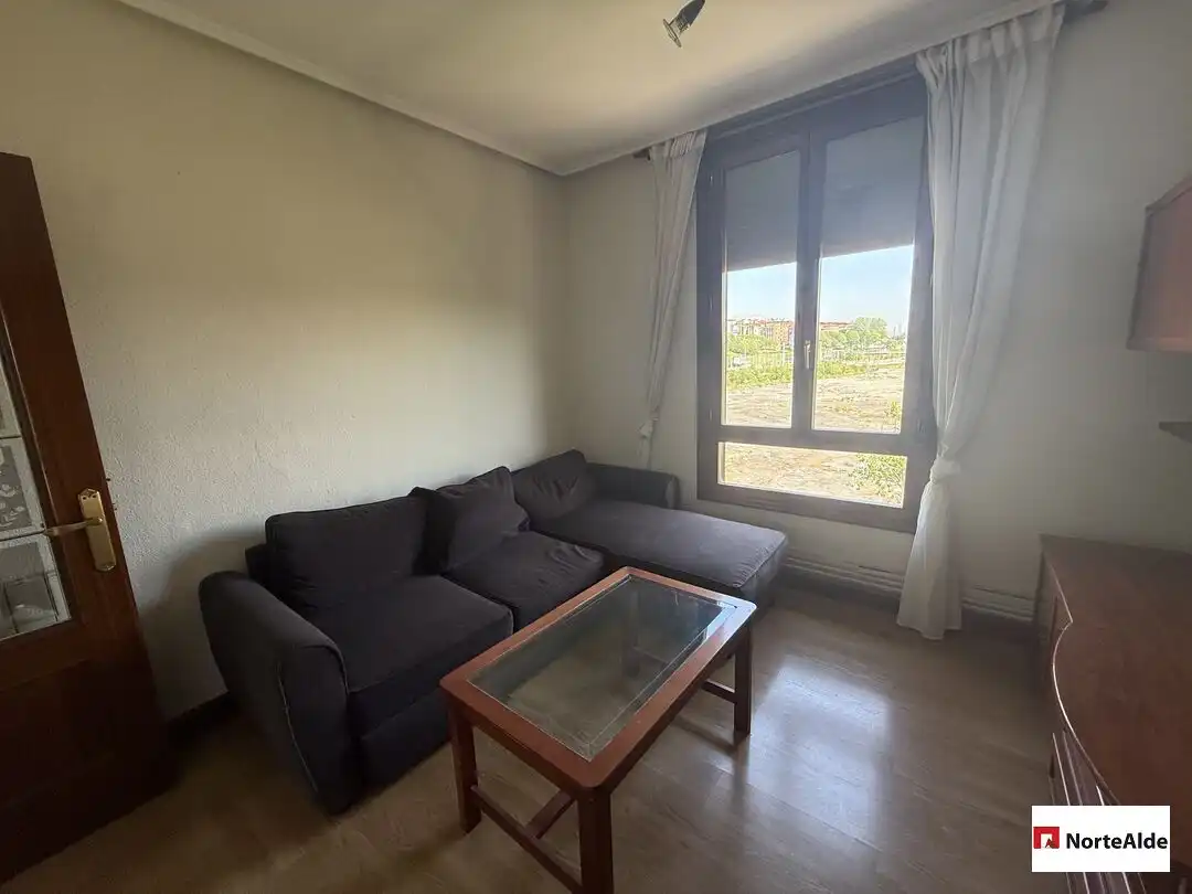 Wohnzimmer von Wohnung zum Verkauf in Valle de Trápaga-Trapagaran mit Heizung