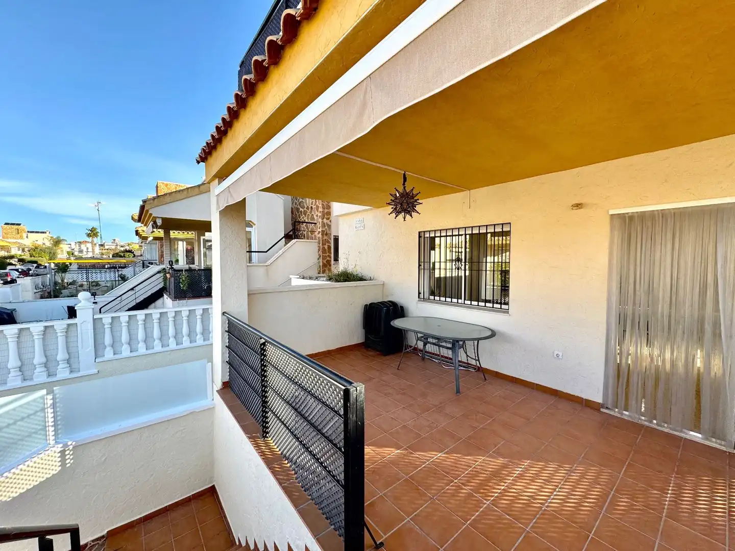 Terrasse von Haus oder Chalet zur Miete in Guardamar del Segura mit Klimaanlage, Privatgarten und Terrasse
