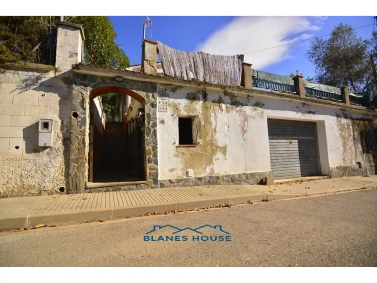 Houses for sale in Calle Tortora, Riudarenes