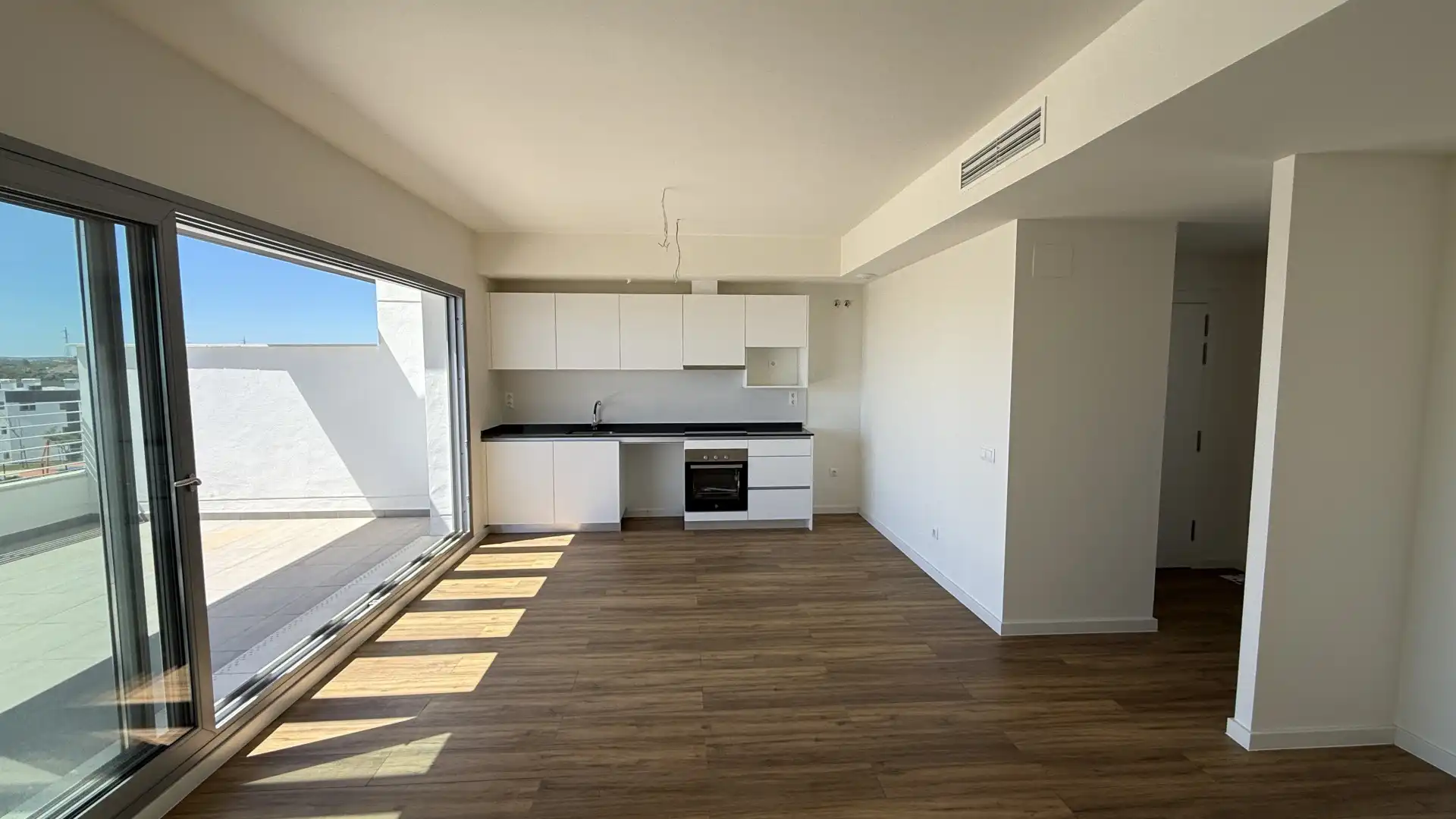 Cocina de Ático de alquiler en Estepona con Aire acondicionado, Calefacción y Terraza
