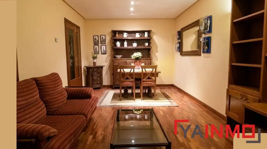 Living room of Flat for sale in Vitoria - Gasteiz  with Heating, Storage room and Furnished