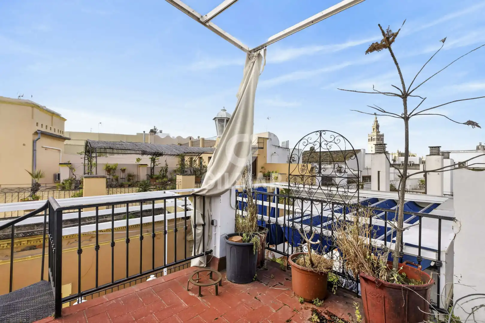 Terraza de Piso en venta en Sevilla con Calefacción y Balcón