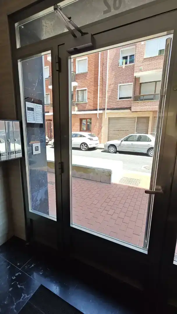 Parkplatz von Wohnung zum Verkauf in Barakaldo  mit Balkon