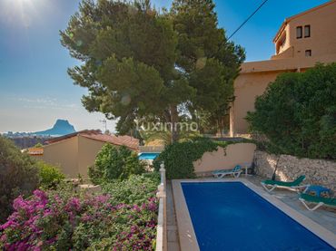Villa con balcone in vendita a Maryvilla