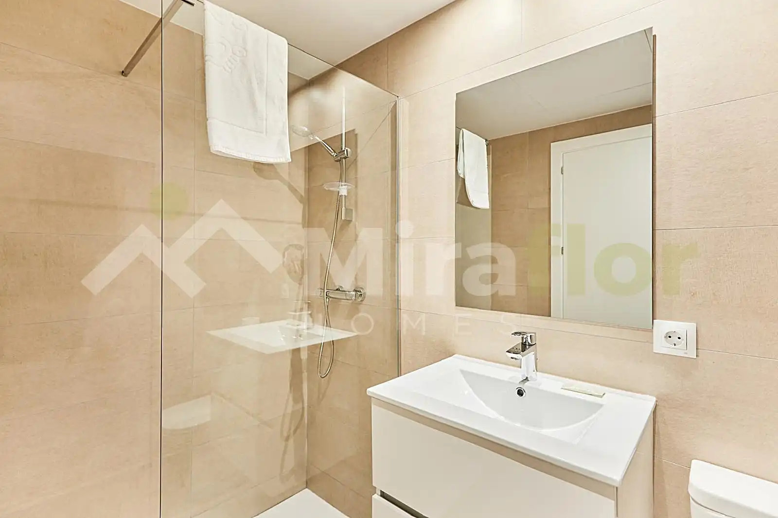 Bathroom of Attic for sale in Dénia  with Air Conditioner, Terrace and Storage room