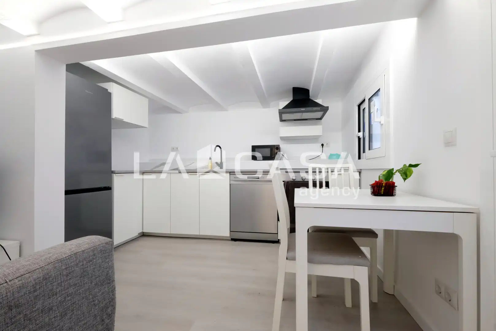 Cuina de Pis en venda en Barcelona amb Aire condicionat, Calefacció i Parquet
