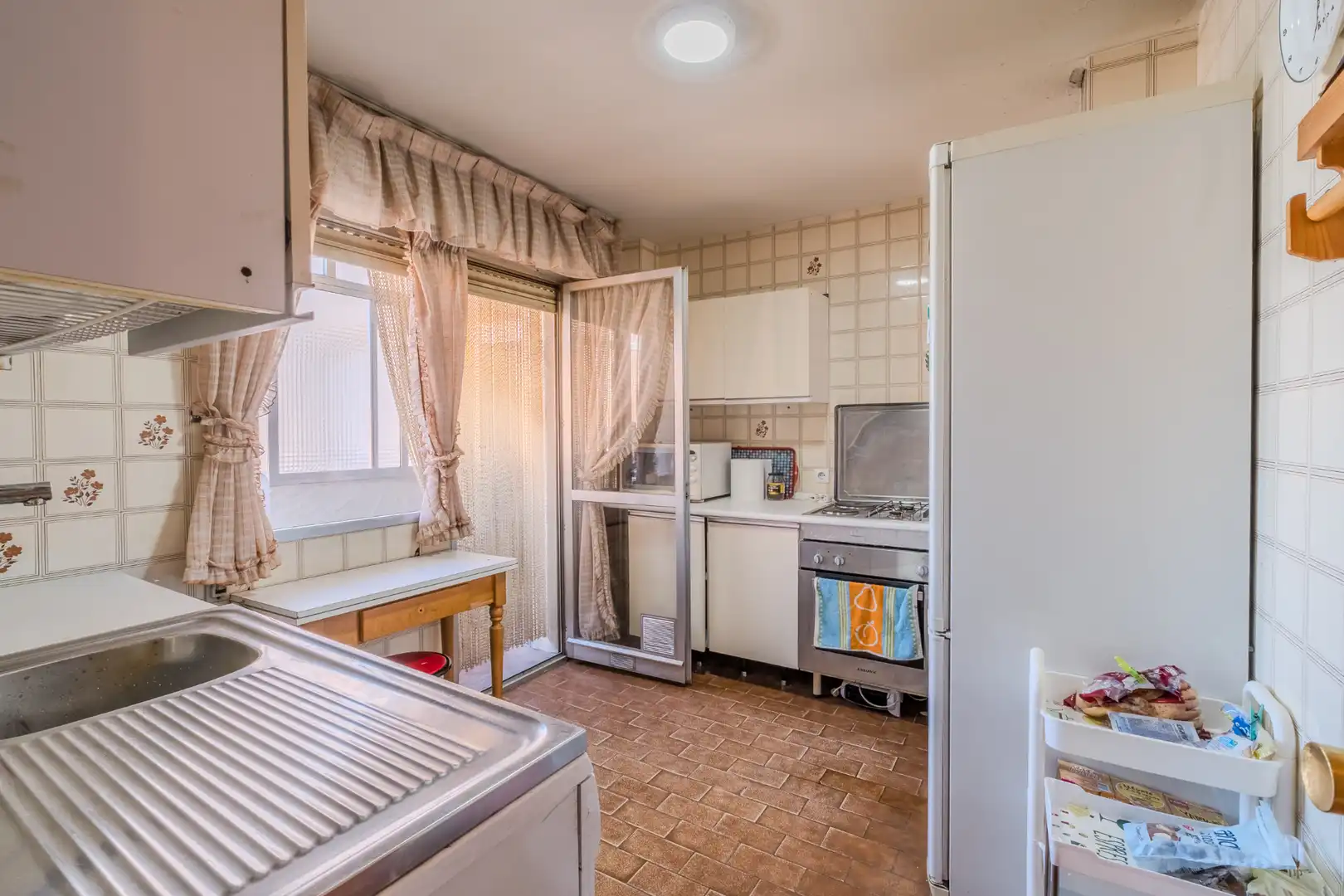 Flat with terrace for sale in Calle Rufino Rejón, imagen 4