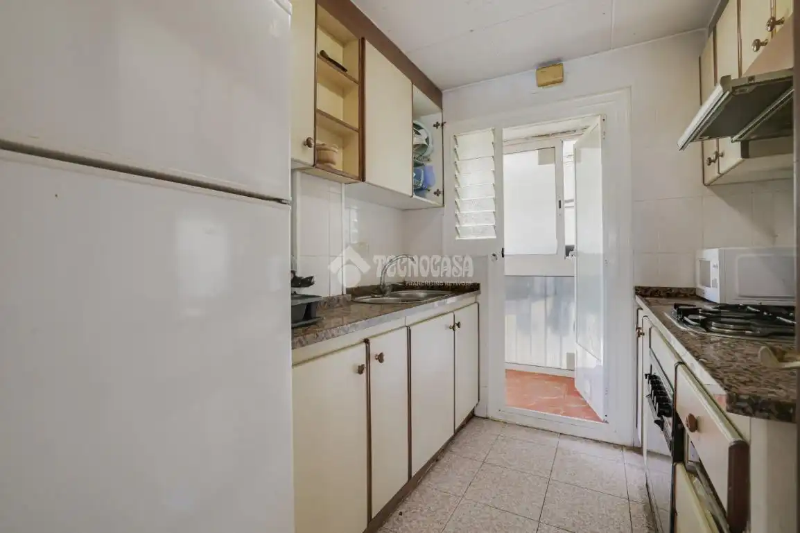 Küche von Wohnung zum Verkauf in Terrassa