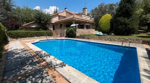 Foto 2 de Casa o xalet en venda a Calle de Los Enebros, Alpedrete, Madrid