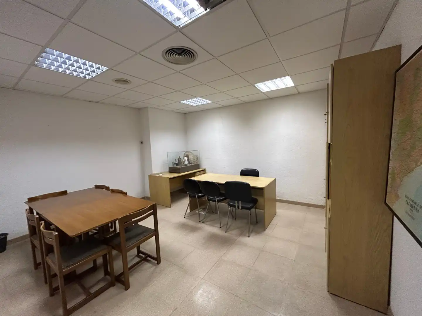 Local en venta en Barcelona con Aire acondicionado, Amueblado y Alarma
