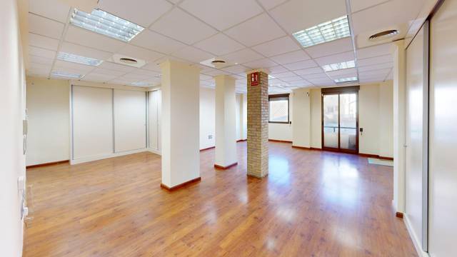 Oficina en Alquiler en Plaza Semana Santa Marinera en El Cabanyal - El Canyamelar