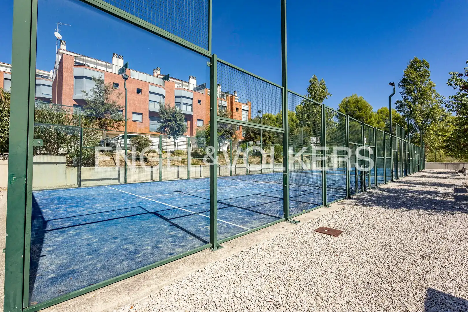 Adossat amb terrassa en venda a Sant Esteve Sesrovires, imagen 36