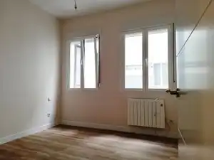 Appartement compact avec ascenseur à louer à Calle de Gravina, imagen 4