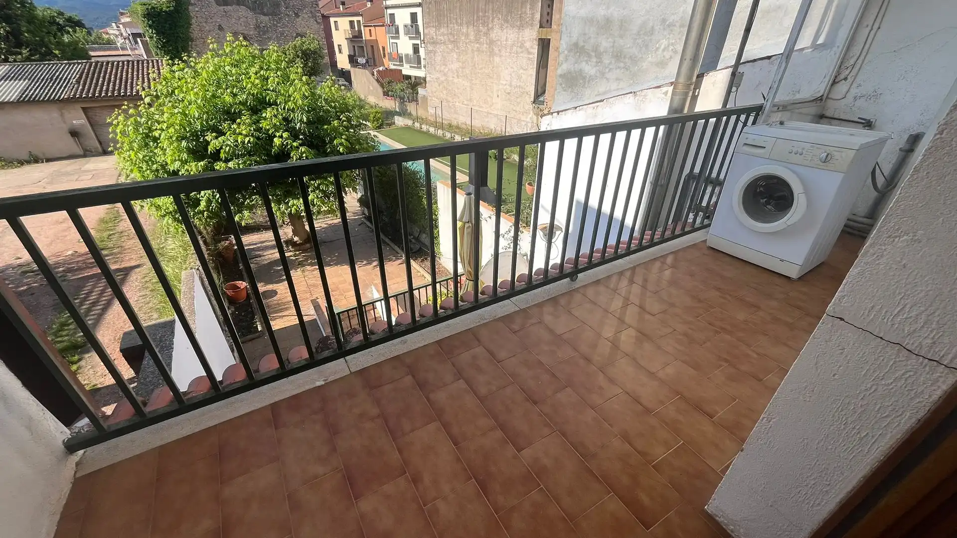 Terraza de Casa adosada de alquiler en Breda con Calefacción