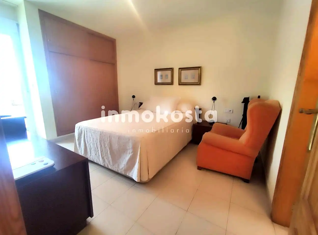 Bedroom of Flat for sale in L'Alfàs del Pi  with Air Conditioner, Terrace and Community pool