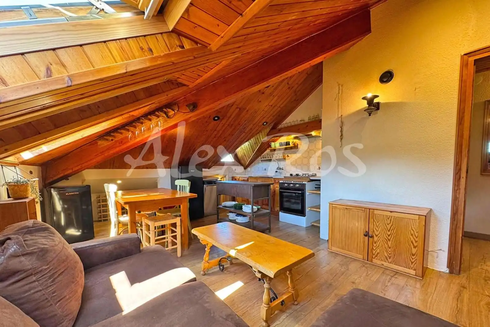 Cocina de Ático en venta en Prats i Sansor con Calefacción y Trastero