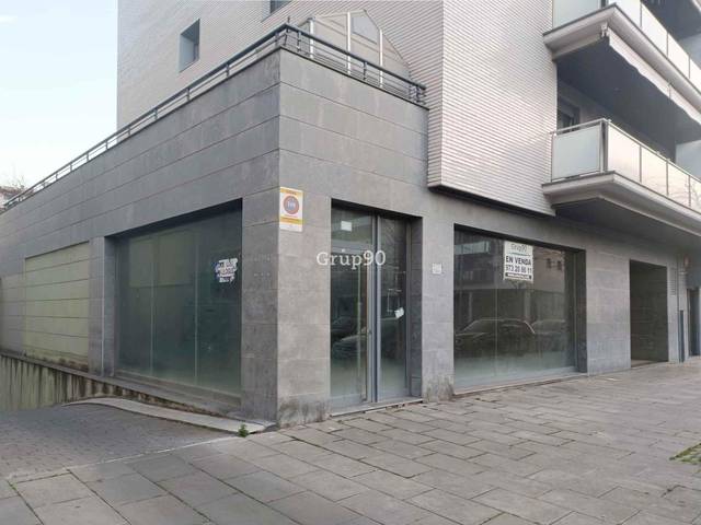 Local comercial en Venta en Calle abat escarre, 3 en Cappont