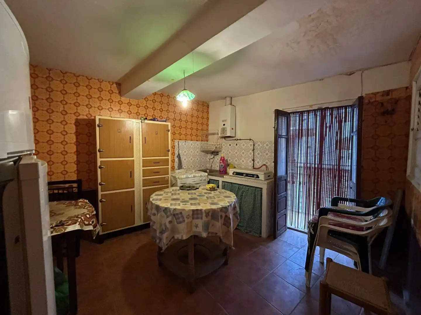 Kitchen of Houses for sale in Perales del Puerto  with Storage room
