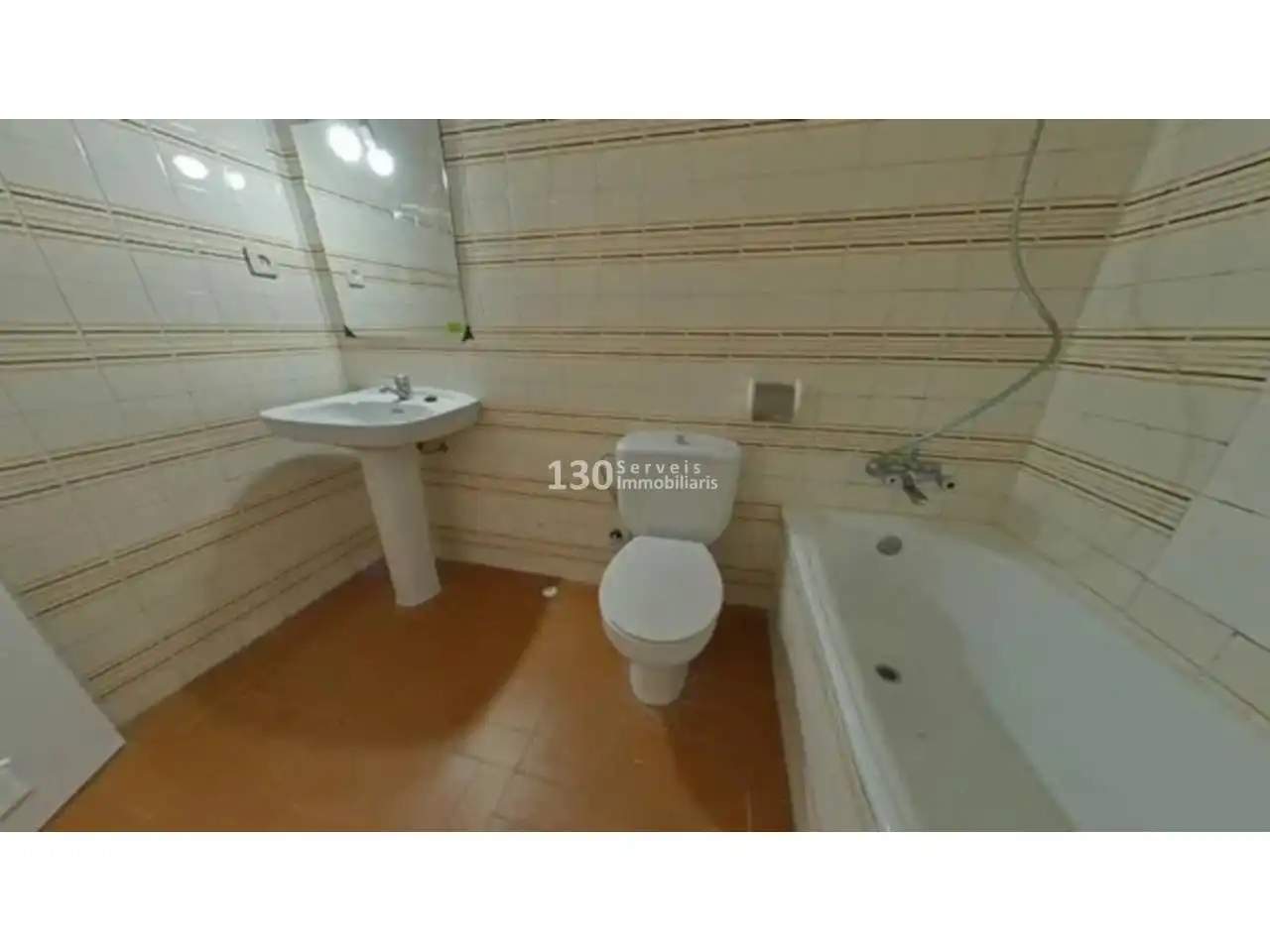 Bany de Pis en venda en Reus amb Terrassa