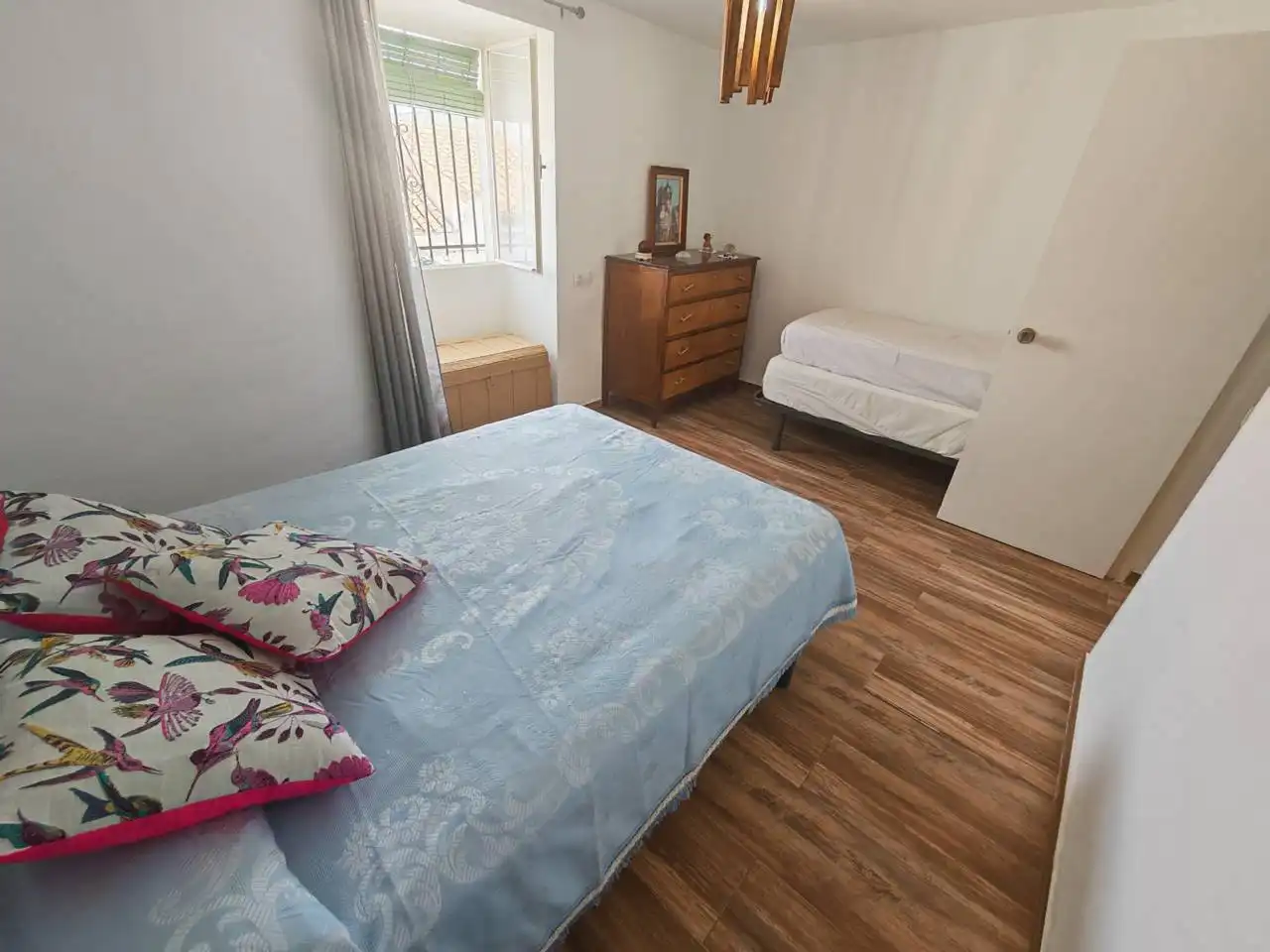 Schlafzimmer von Haus oder Chalet zum Verkauf in Montefrío mit Privatgarten, Terrasse und Möbliert
