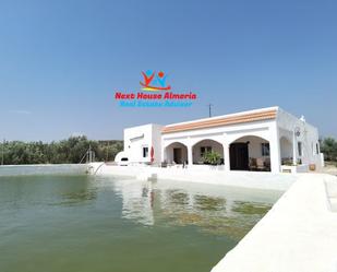 Piscina de Finca rústica en venda en Tabernas amb Aire condicionat, Terrassa i Piscina